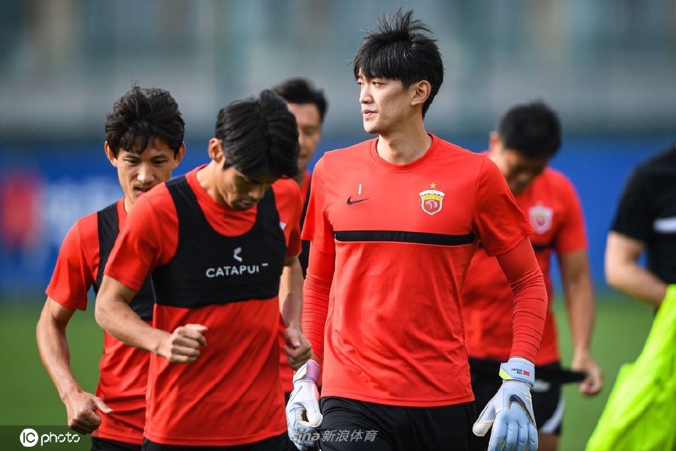 上班就算再累，一回来看到她一切都痊愈了