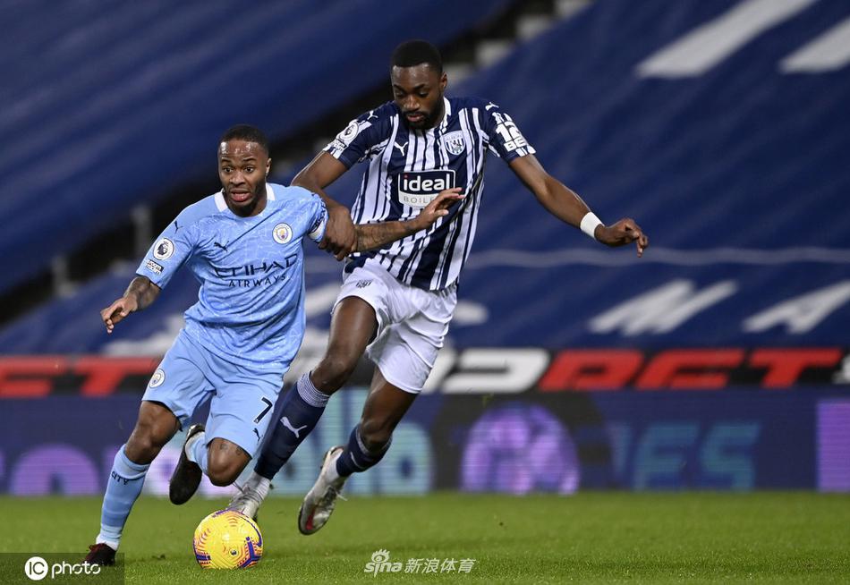 京多安抢断西布朗后卫格兰特后，冷静扣过补防球员，面对门将推射远角完成梅开二度，整个动作一气呵成。