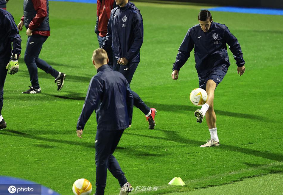 [流言板]越老越妖！詹姆斯本賽季40歲前23.5分+50%，40歲后26分+54%