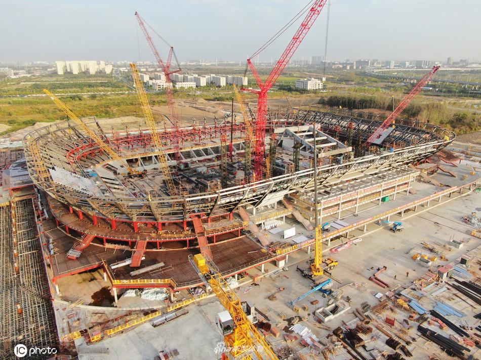 全能选手！约老师&字母哥&锡安等6人领衔各自队内得分&篮板&助攻