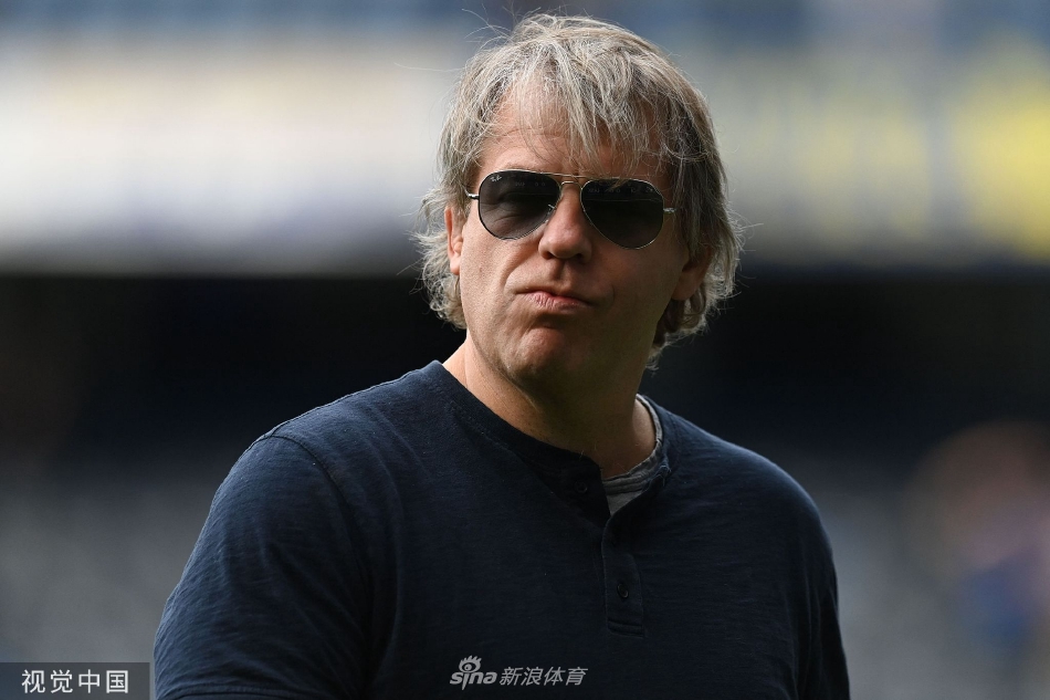 切尔西传奇队长约翰·特里等名宿现身，见证俱乐部历史性交接时刻