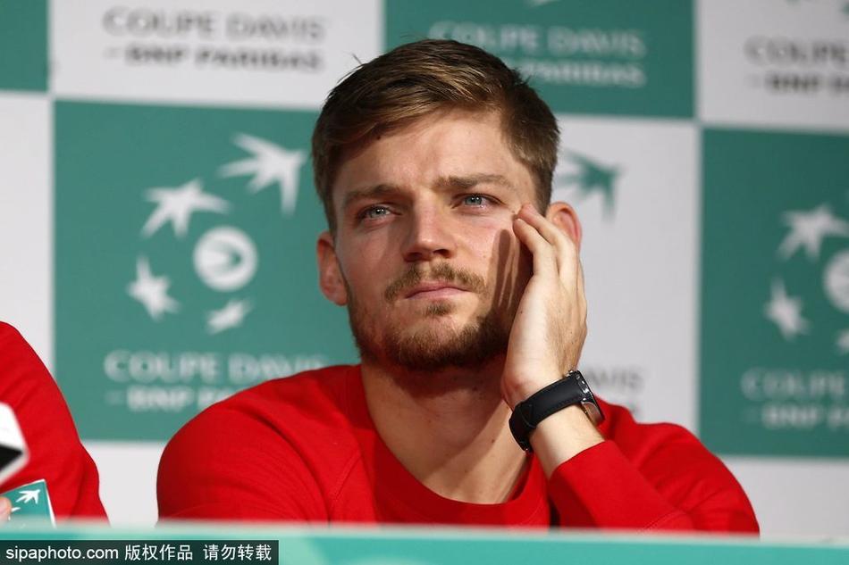 广州这个美女设计师要火了！