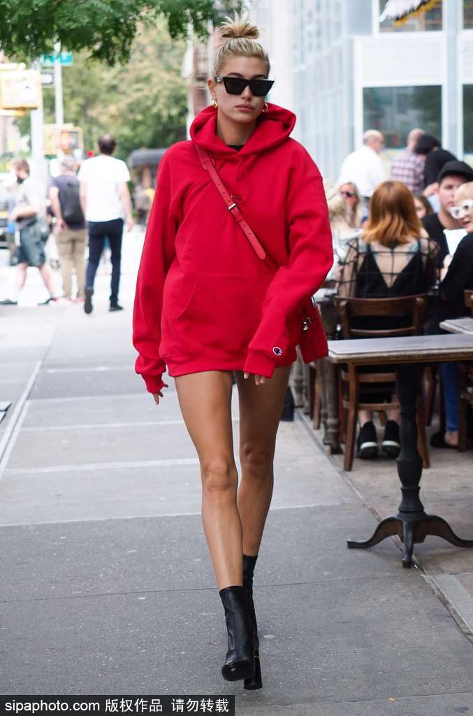 告别帕森斯！男神收割机恋上音乐才子