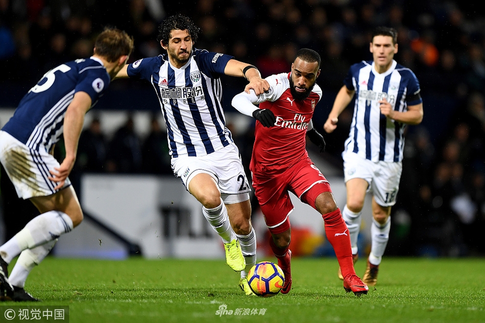 拉卡泽特带球突破