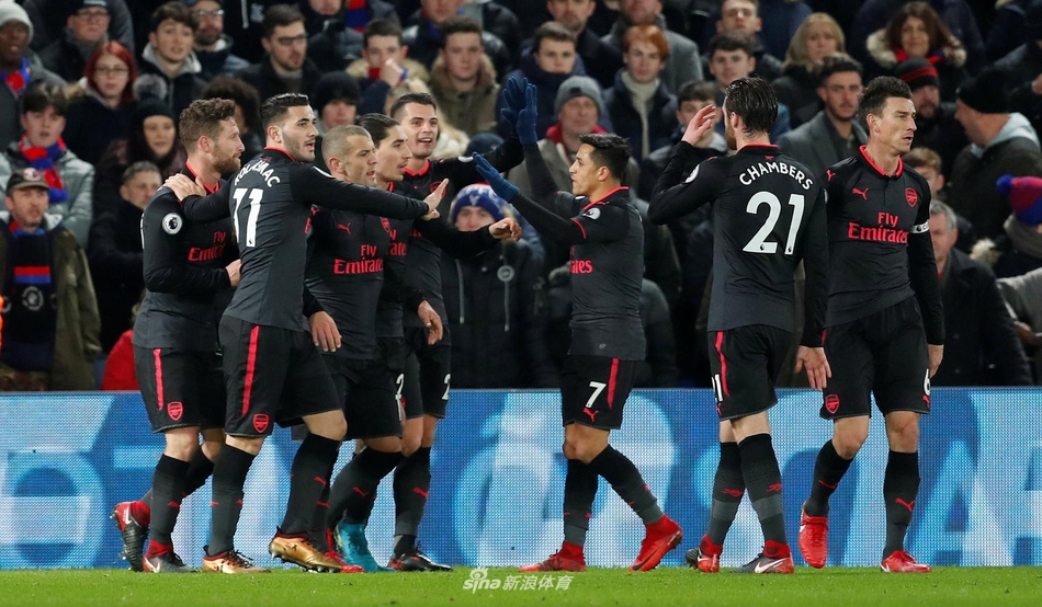 枪手众将庆祝胜利