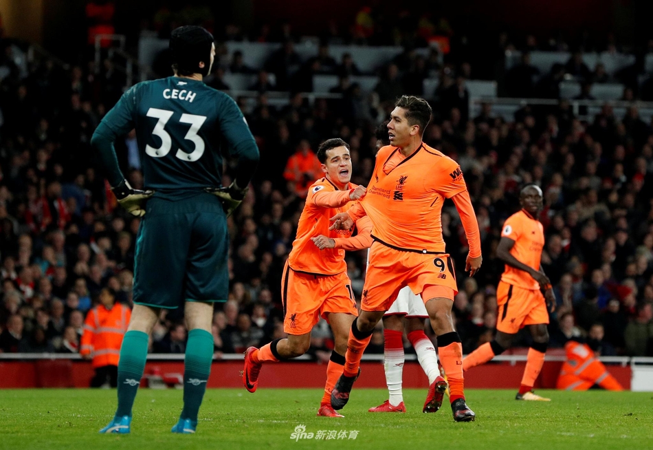 菲尔米诺扳平比分