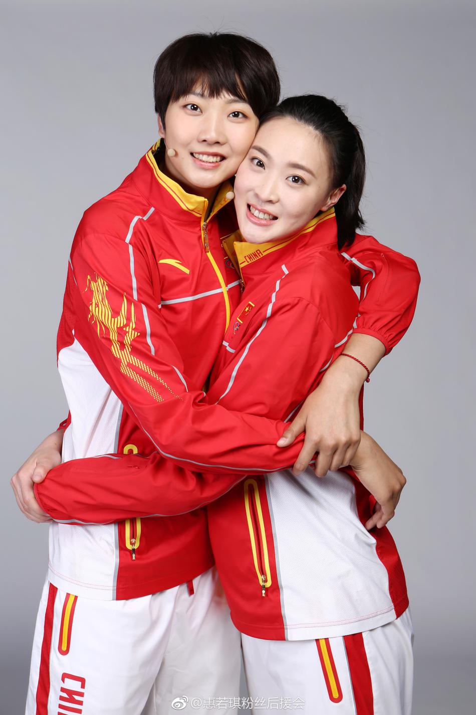 陈数参加朗读者图片