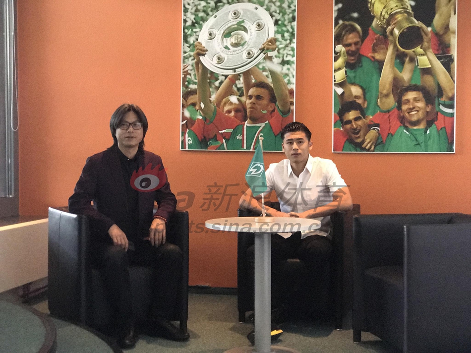 7月3日，英超西布朗俱乐部官方宣布了中国球员张玉宁以永久转会的方式加盟该俱乐部的消息，而在英超联赛的劳工证制度之下，张玉宁将被租借至德甲云达不莱梅俱乐部两年。