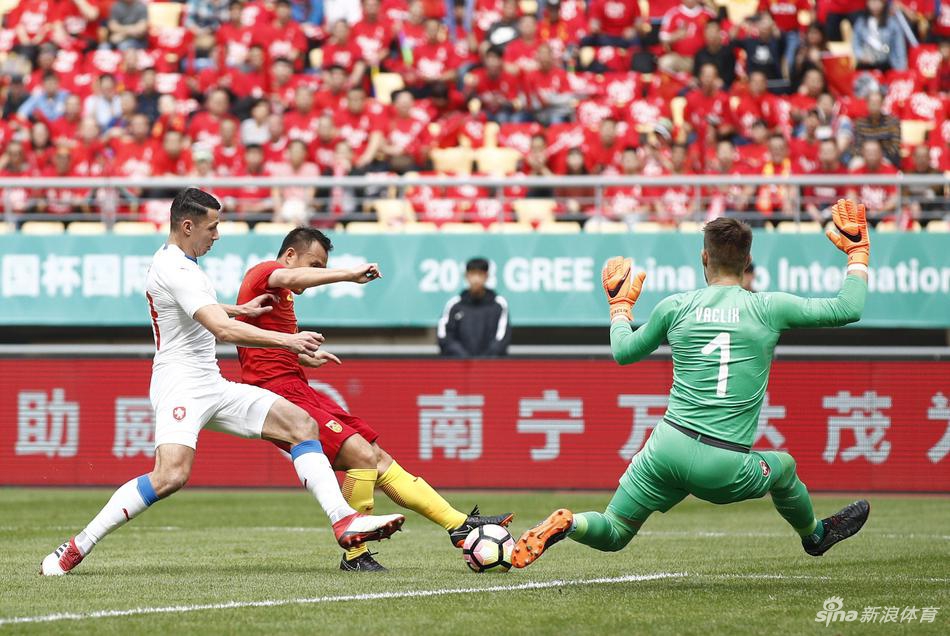 围甲联赛：榜首大战苏泊尔杭州力克成都