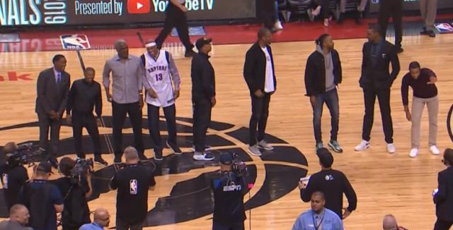 修勾地铁逃亡单机版