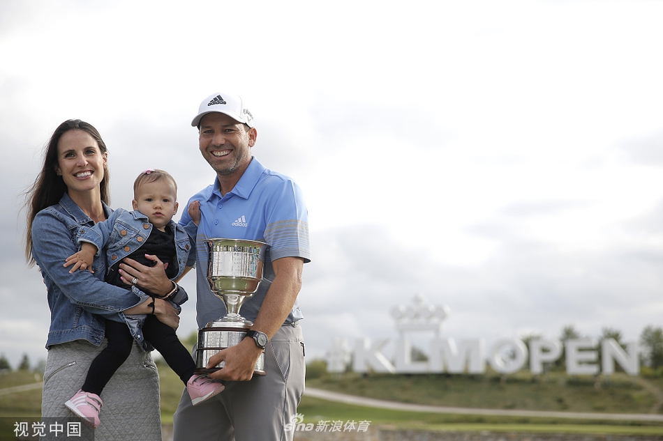 塞尔吉奥·加西亚在第十八洞果岭上沉稳推杆，锁定荷兰公开赛胜局