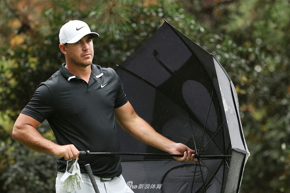 西班牙名将琼·拉姆强势挥杆，瞬间迸发的力量感震撼人心