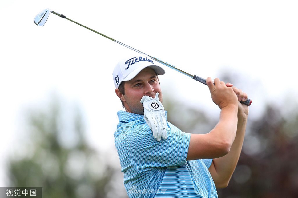 传奇老将菲尔·米克尔森在LIV伦敦站比赛中，面临职业生涯的重大转折