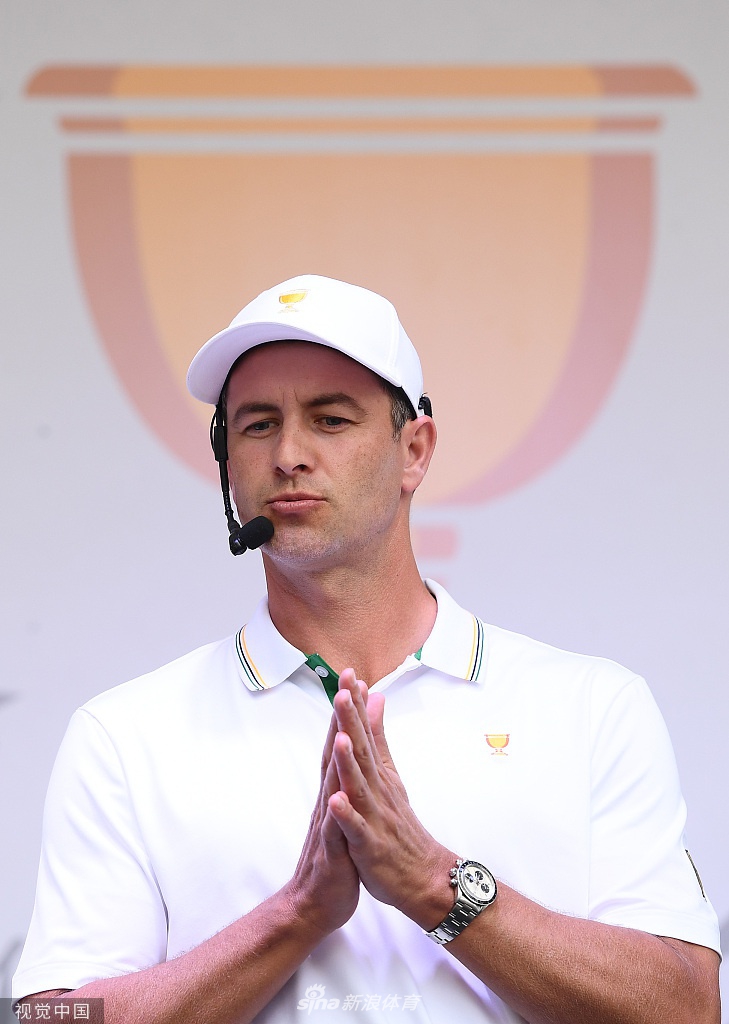 澳大利亚本土新星卡梅隆·史密斯面带灿烂笑容,他的活力与无所畏惧的拼劲,将为国际队注入关键的青春能量与冲击力。