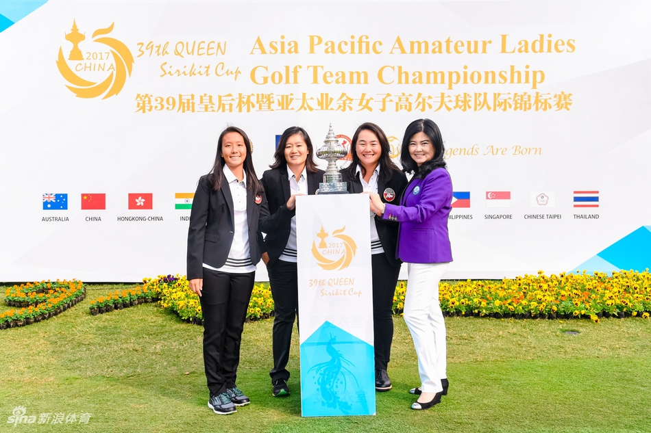 赛事闭幕式现场灯光璀璨，象征着这场亚洲棒球青春盛宴圆满结束，也寓意着新的开始