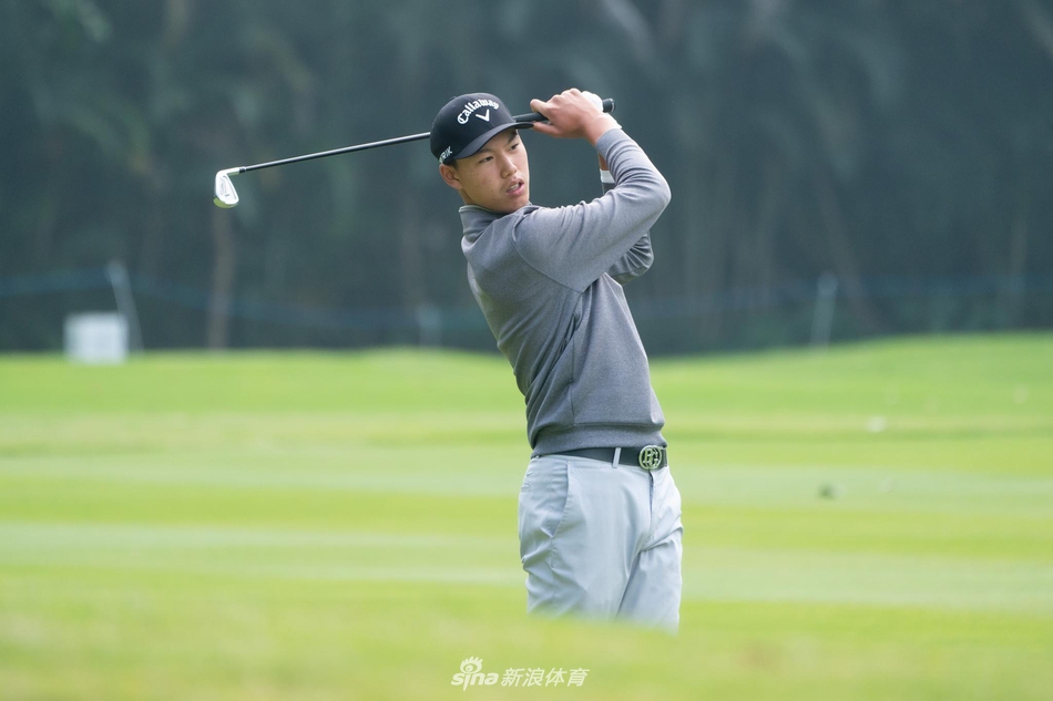 赛前新闻发布会现场,中高协、沃尔沃赛事方及球场代表齐聚,共同为这场特殊时期的国家级公开赛揭幕。