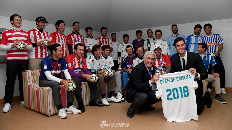 赛前新闻发布会上，拉姆面对众多媒体镜头侃侃而谈，眼神中流露出对主场夺冠的坚定信念。