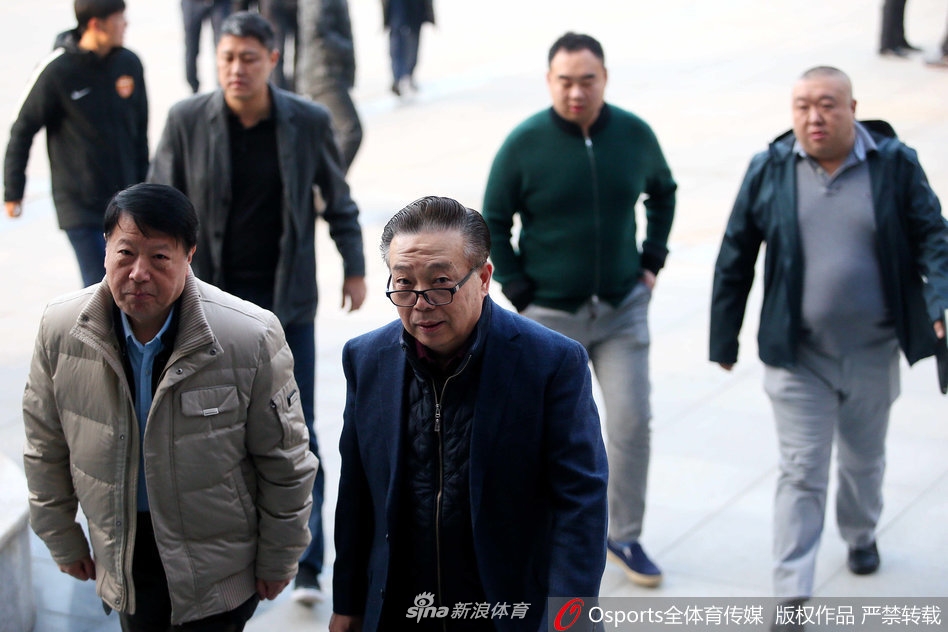 足协召开职业俱乐部大会