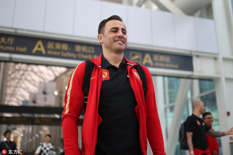 沪媒：海港队残阵出击实力难免下滑，下半场曾一度将武里南联压制