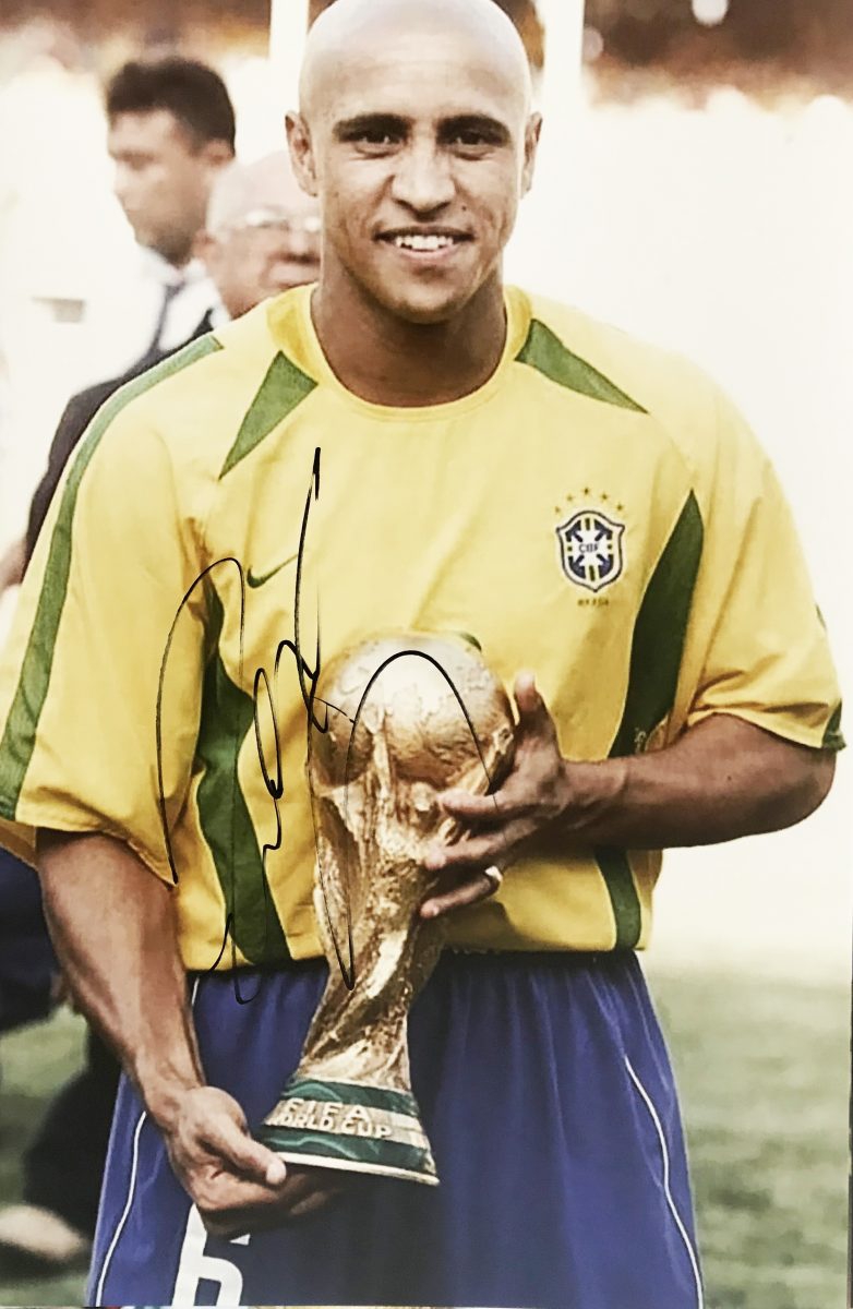 罗伯托·卡洛斯(roberto carlos), 1973年4月10日出生于巴西圣保罗州
