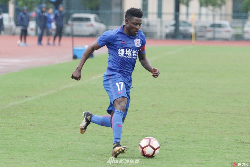 [流言板]庫里擁有歷史最多得分30+且罰球次數不超過1次的比賽