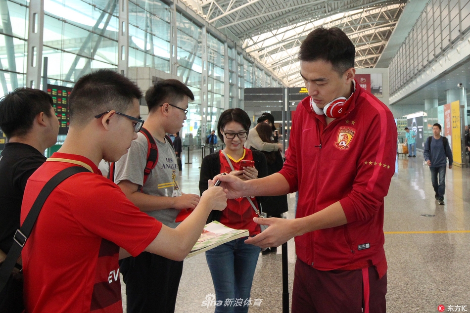 围甲联赛：榜首大战苏泊尔杭州力克成都