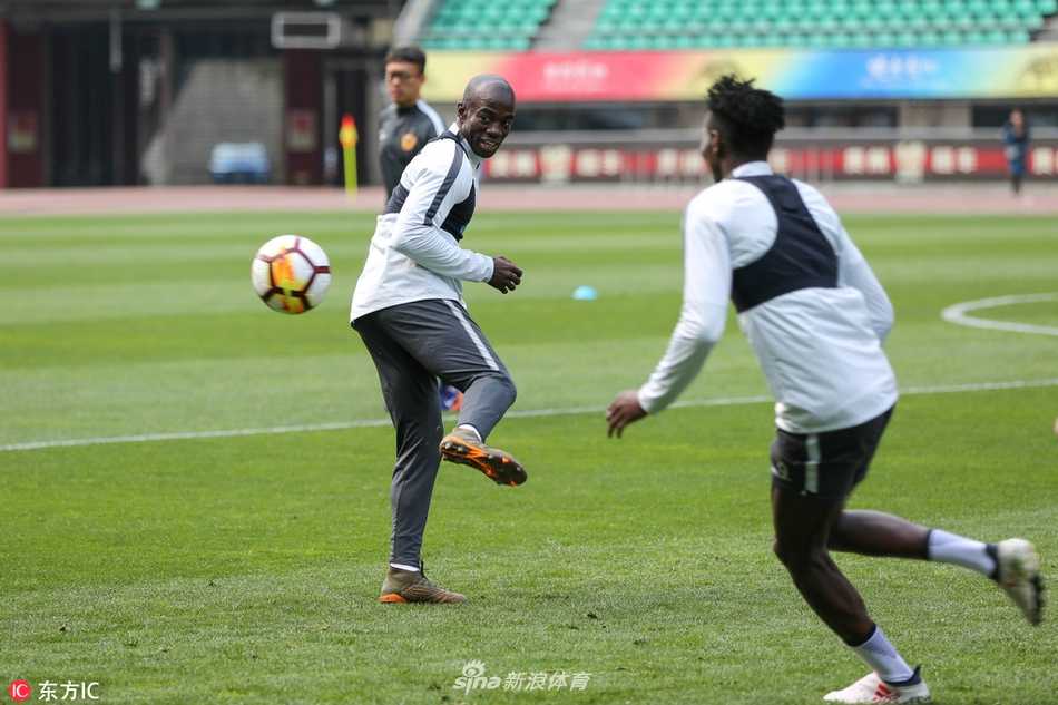 梅州先赛反超！中超积分榜：梅州、海牛积21分，相互战绩梅州占优