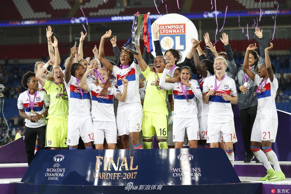 2016_17女足欧冠联赛：里昂0-0(点球7-6)巴黎圣日耳曼夺冠