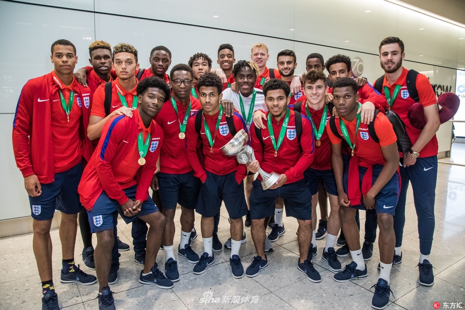 2017U19欧青赛：英格兰2-1葡萄牙夺冠