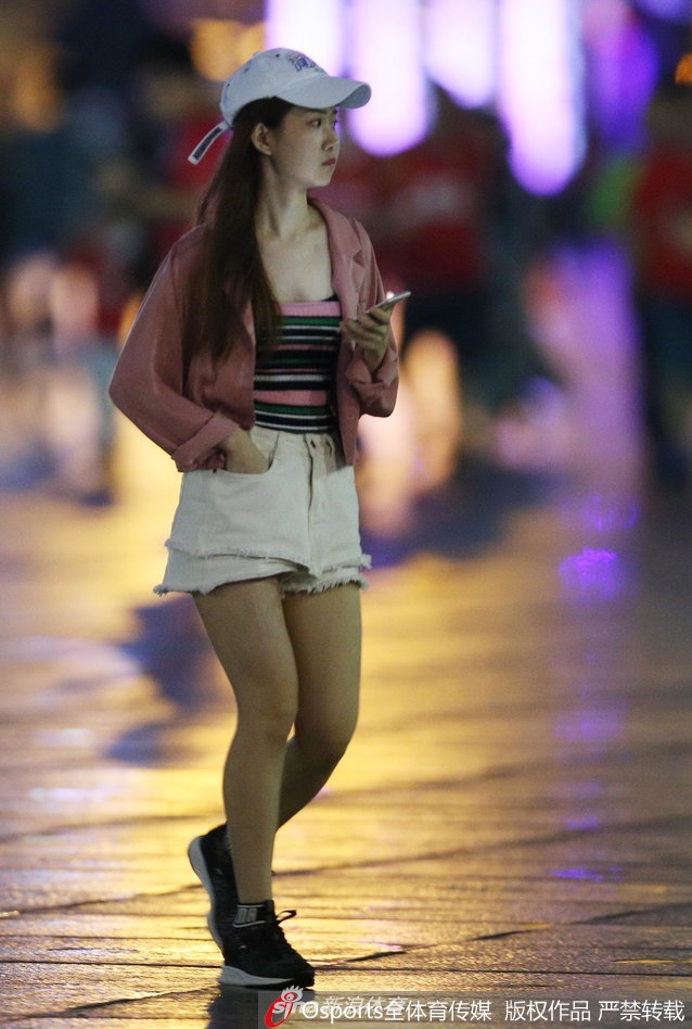 2017图片年度盘点之中超美女球迷