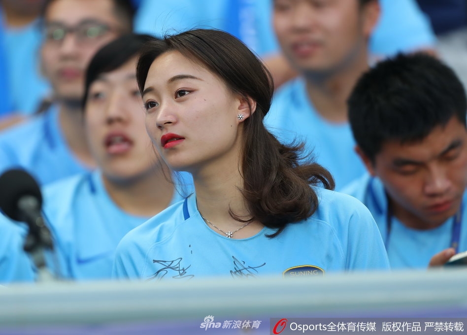 2017图片年度盘点之中超美女球迷