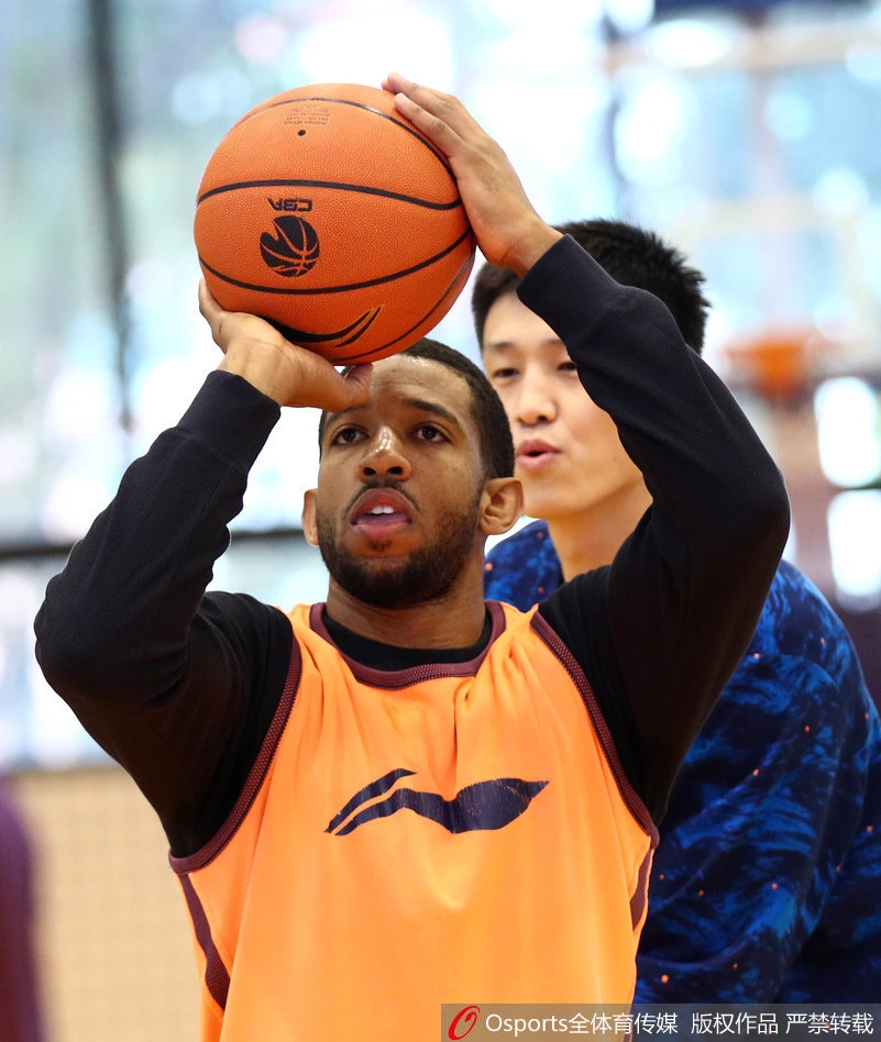 今晚cba广东男篮直播图片