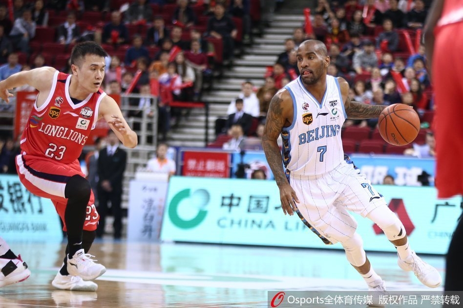 科爾：巴特勒交易讓穆迪&波杰明確了定位 穆迪接過了維金斯的角色