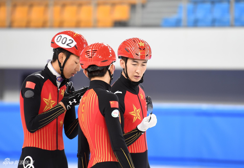 1 / 12 6月13日,速度滑冰和短道速滑国家队短道组外方主教练金善台