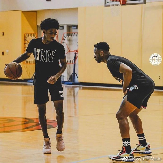 首页- 亚博 · Yabo亚博官方网站以改革到底的坚强决心动真碰硬