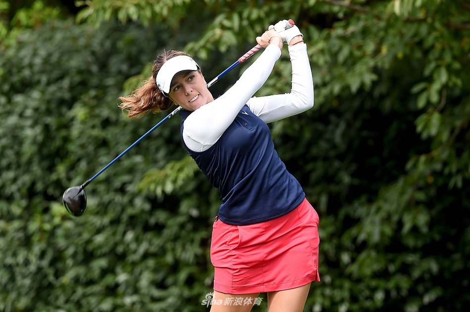 赛事全景：夕阳下的哥伦比亚埃奇沃特球场，美如画卷的竞技舞台