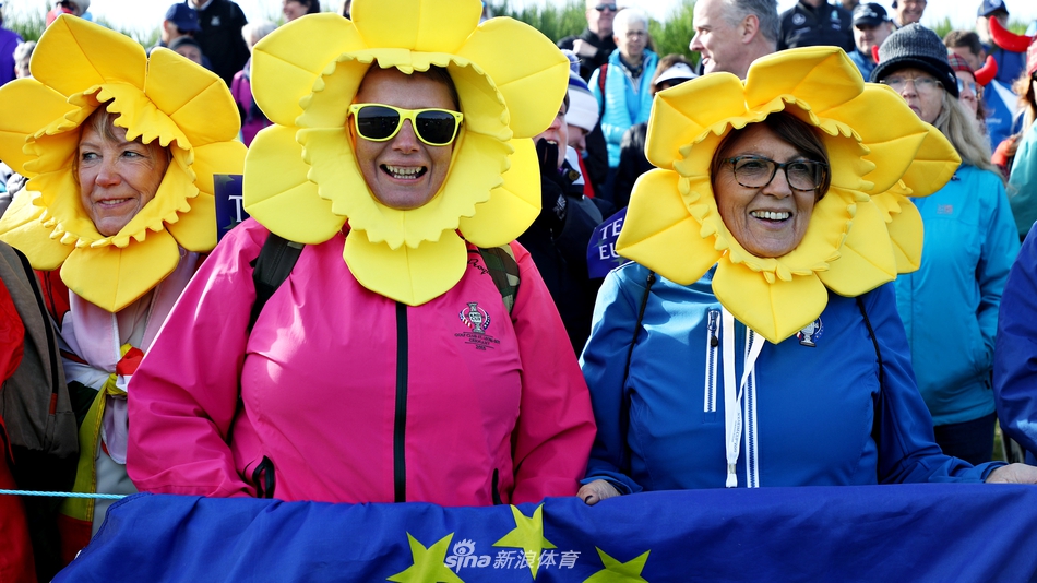 苏珊·彼得森屏息凝神，准备推出决定索尔海姆杯冠军归属的最后一推。