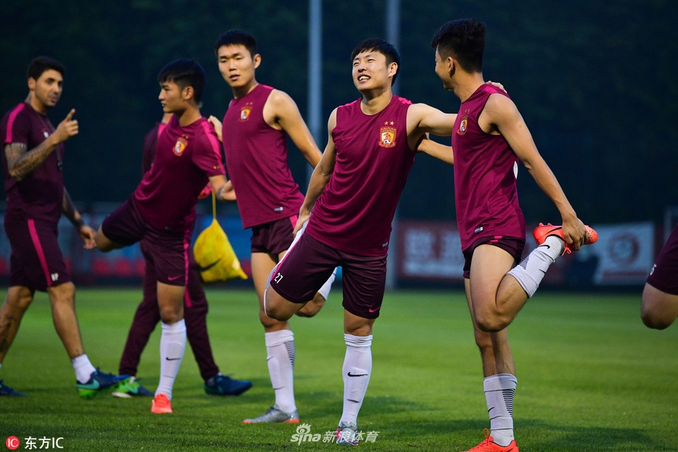 足协杯恒大对上港时间图片