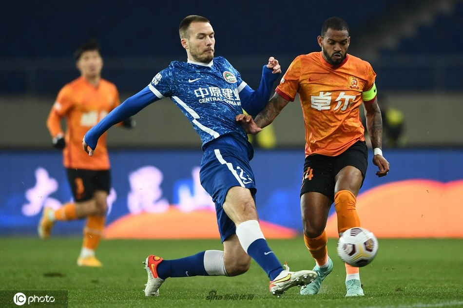 字母哥发推：我还有资格打NCAA吗？ 网友：那你得砍多少分啊？