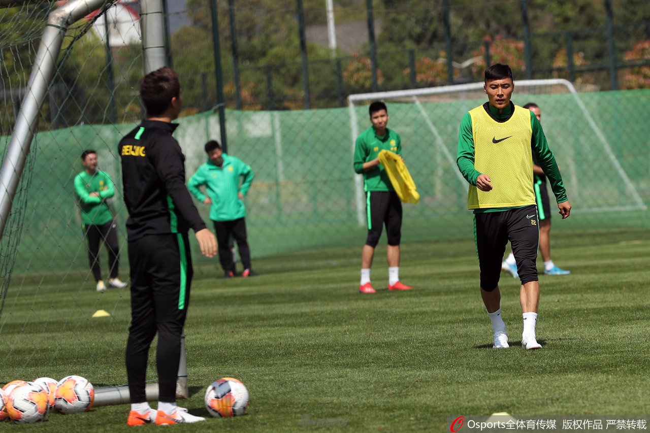 本賽季鮑威爾場均25.4分＞華子 3.3個三分＞KD 命中率49.5%＞庫里