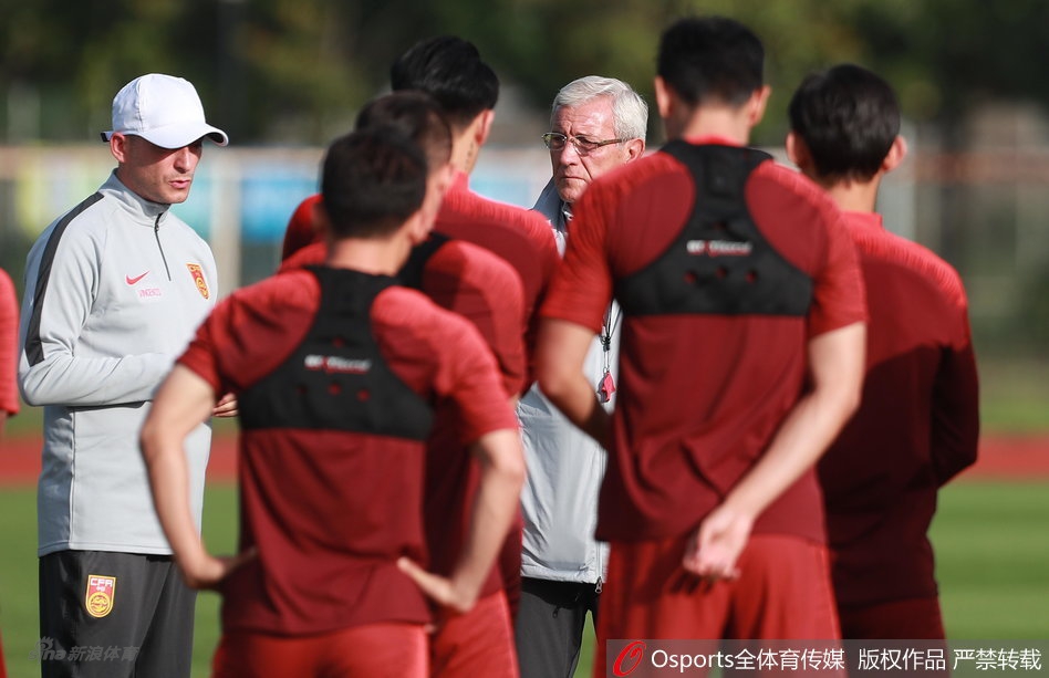 危險的信號！約基奇身后搶板推人犯規 個人已經5犯