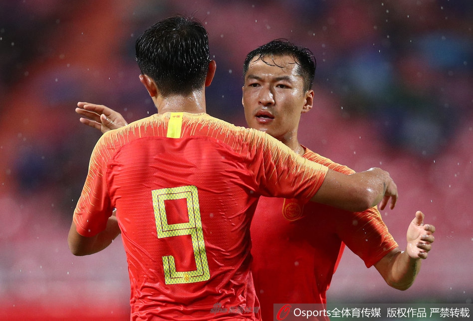 国足vs泰国图片