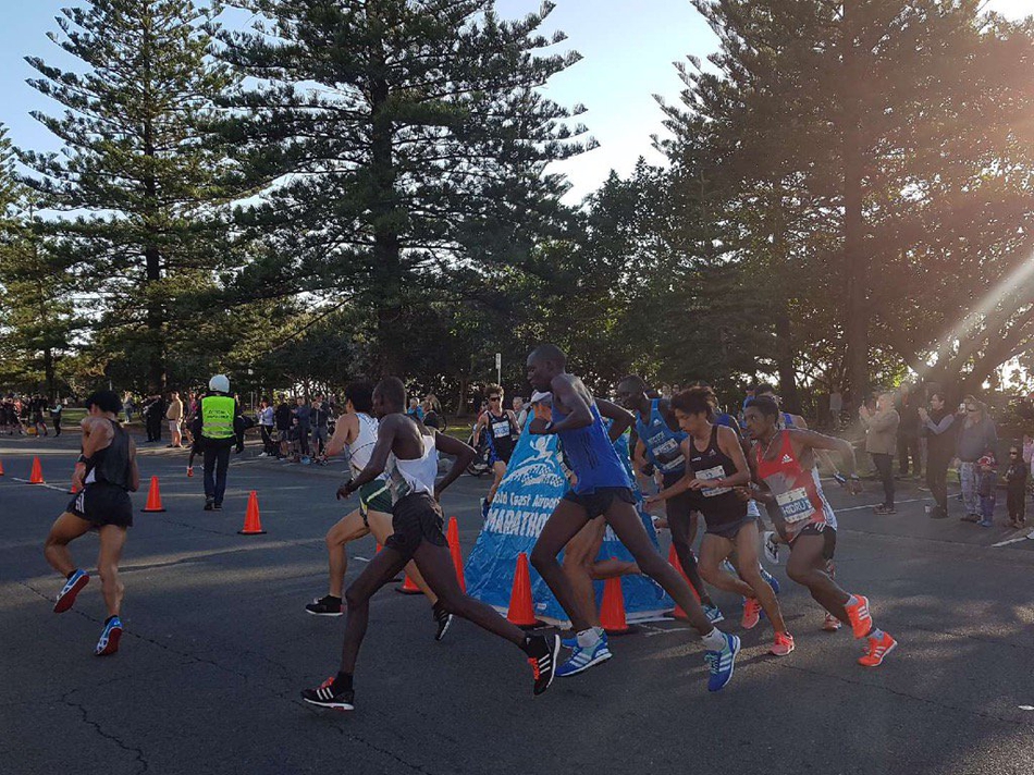 2017黄金海岸马拉松今晨开跑，日本选手野口拓也（Takuya Noguchi ）最后逆转夺冠，官方成绩为2:08:57，创造个人PB。