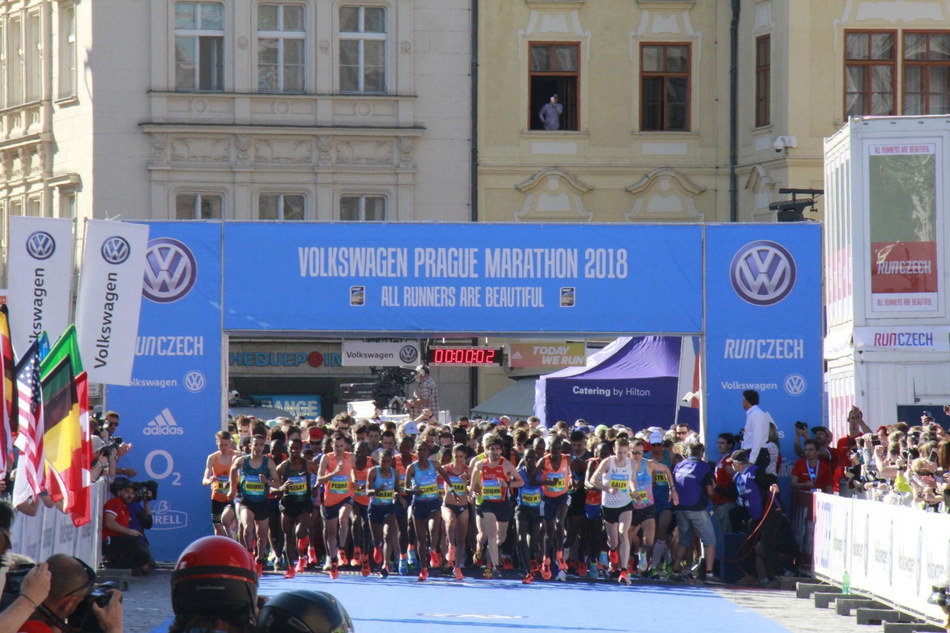 2018布拉格马拉松精彩瞬间