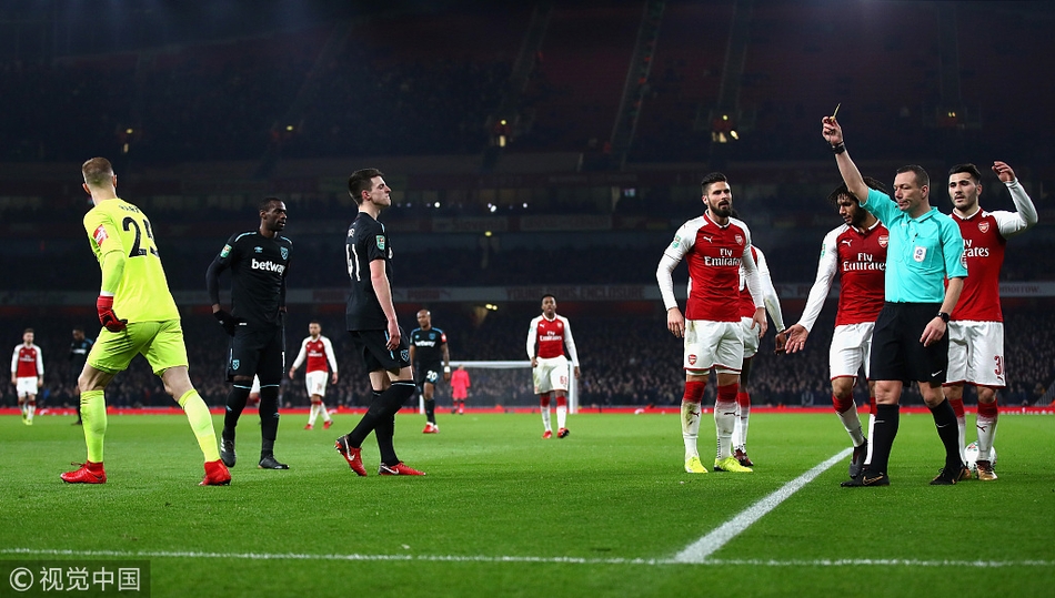 乔哈特被出示黄牌