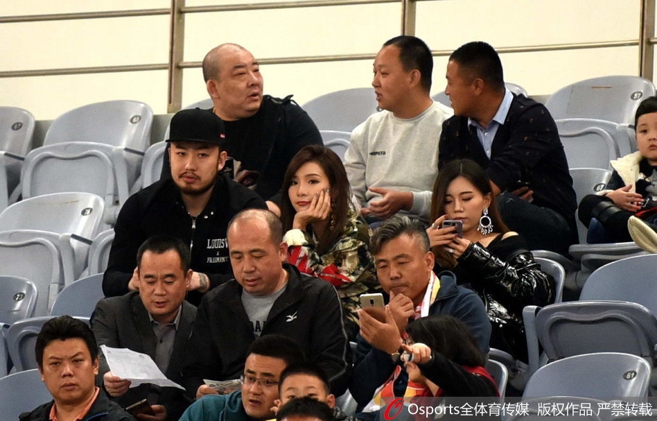 2017中超鲁能对权健图片