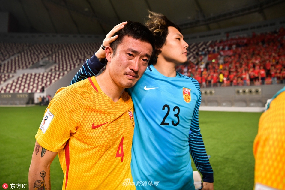 中超综合：强队不胜，争冠形势持续胶着