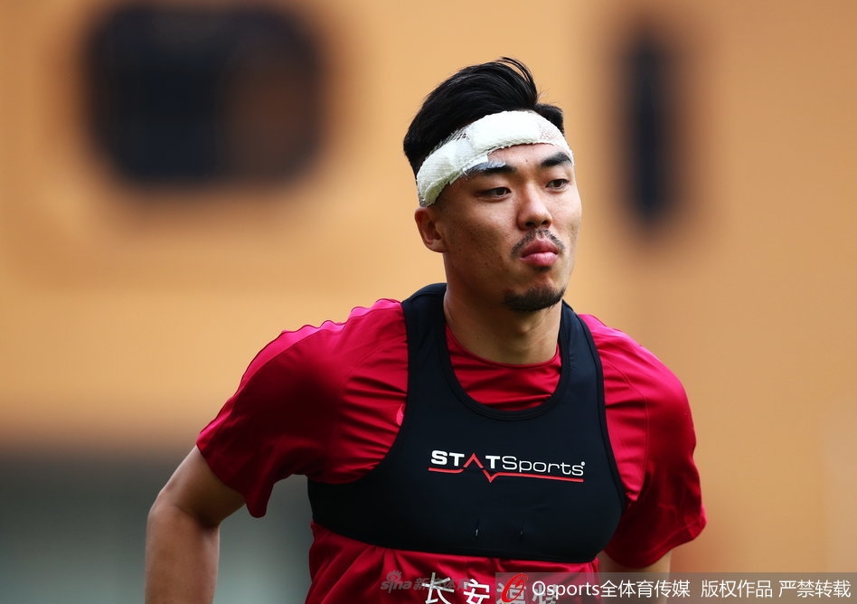 那個當年勇士默默無聞的次輪秀，如今竟然已是雄鹿的當家控衛了？