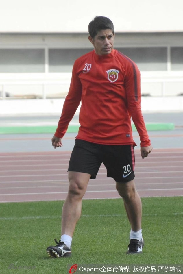 孔卡身材有变化