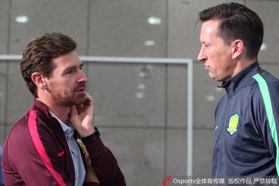 博阿斯与施密特交流